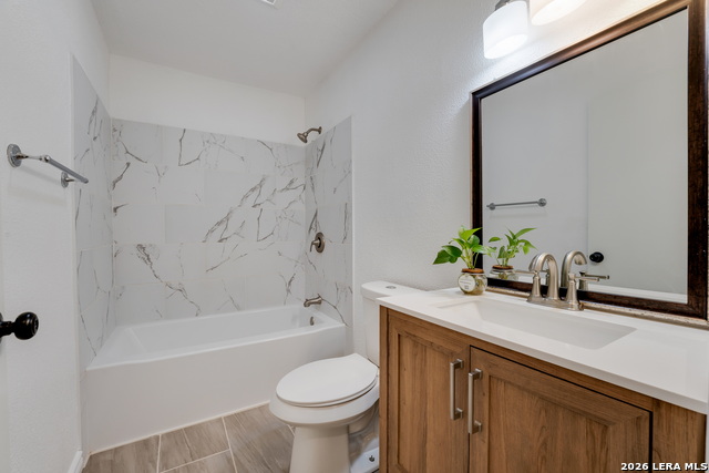 Image 14 of 35 For 8265 Utopia Blvd