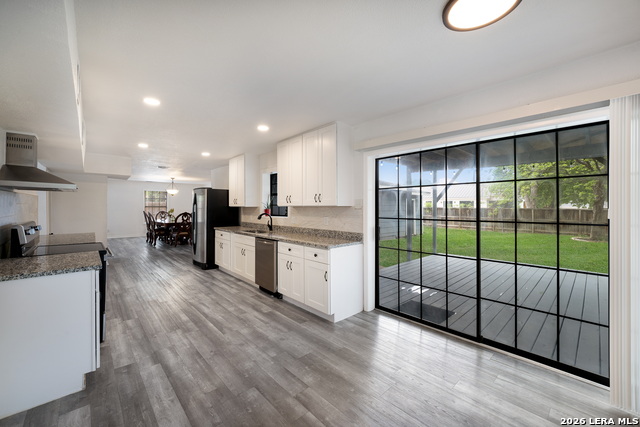 Image 3 of 35 For 8265 Utopia Blvd