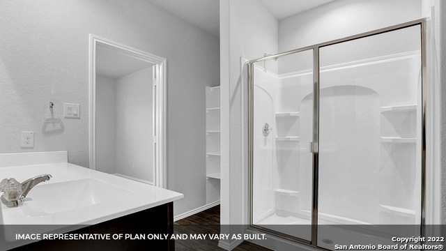 Image 15 of 52 For 5204 Beck Path