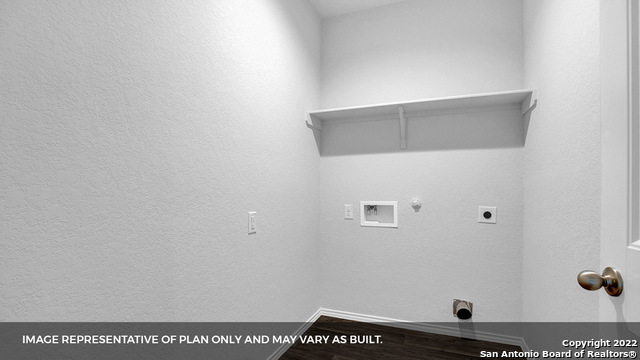 Image 4 of 52 For 5204 Beck Path