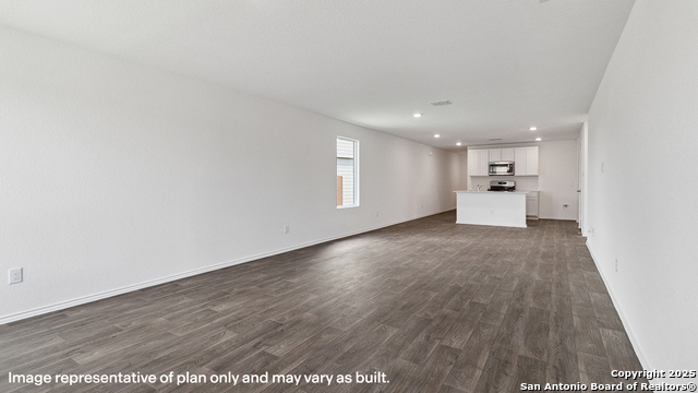 Image 11 of 37 For 1019 Cholula Rd