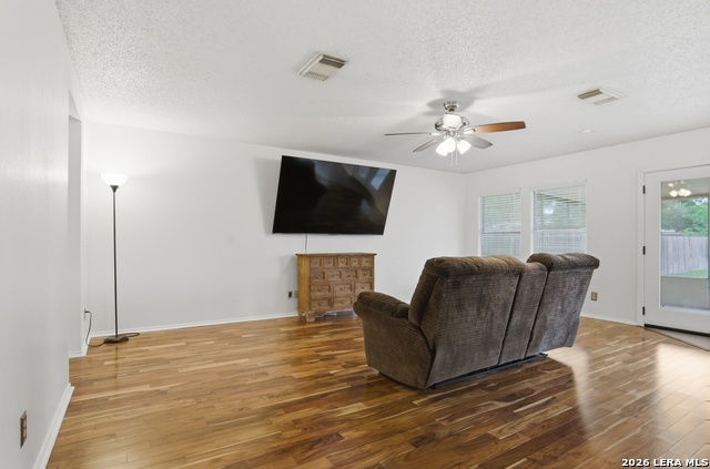 Image 6 of 34 For 6339 Higbee Mill