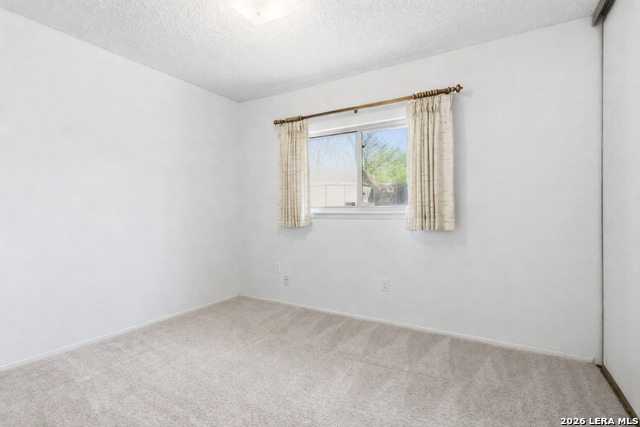 Image 12 of 18 For 14422 Bluewood