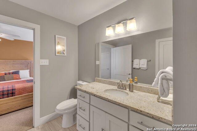 Image 38 of 50 For 728 Guenther St E