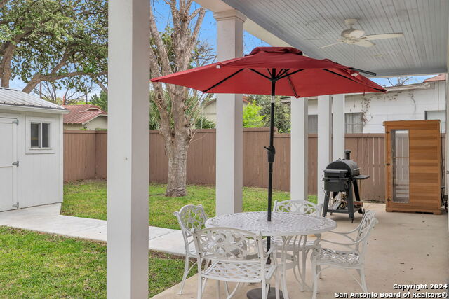 Image 45 of 50 For 728 Guenther St E