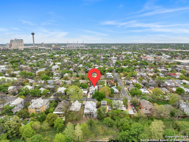 Image 49 of 50 For 728 Guenther St E