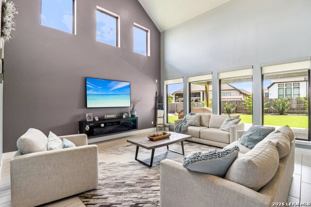 Image 3 of 24 For 1907 Peres St