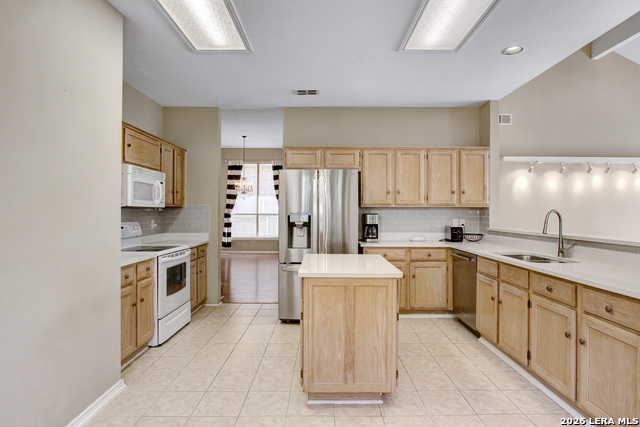 Image 12 of 28 For 6438 Lost Holly