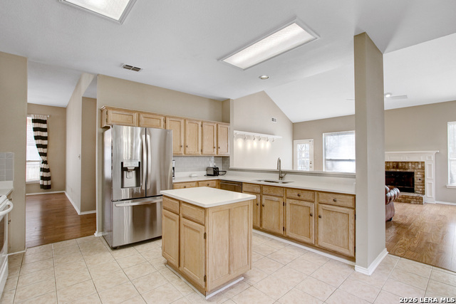 Image 13 of 28 For 6438 Lost Holly