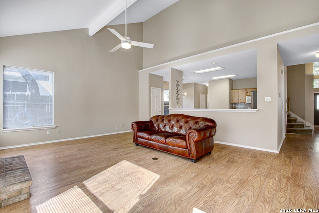 Image 8 of 28 For 6438 Lost Holly