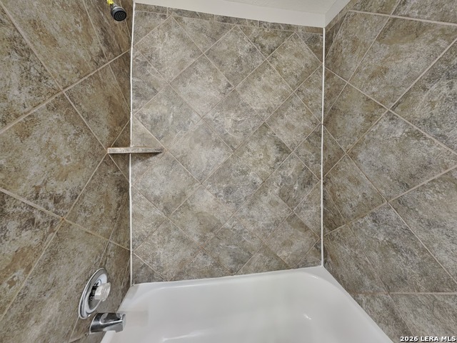 Listing photo id 12 for 4330 Safe  