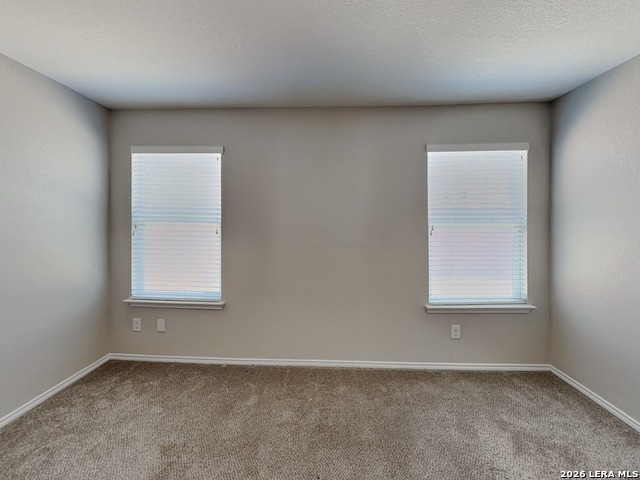 Listing photo id 4 for 4330 Safe  