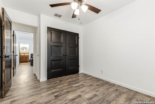 Image 13 of 23 For 5747 White Feather St