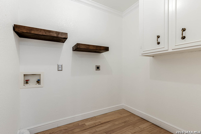 Image 18 of 23 For 5747 White Feather St