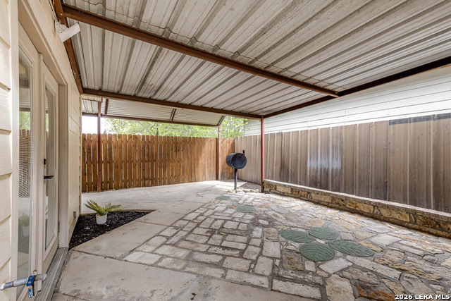 Image 21 of 23 For 5747 White Feather St