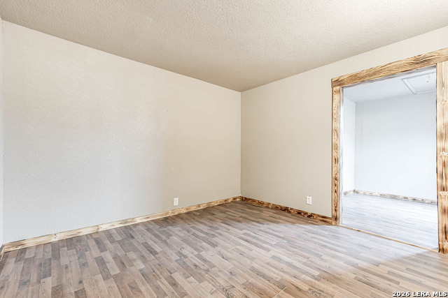 Image 22 of 23 For 5747 White Feather St