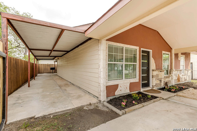 Image 3 of 23 For 5747 White Feather St