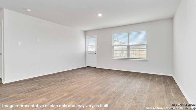 Image 16 of 50 For 410 American Robin Way