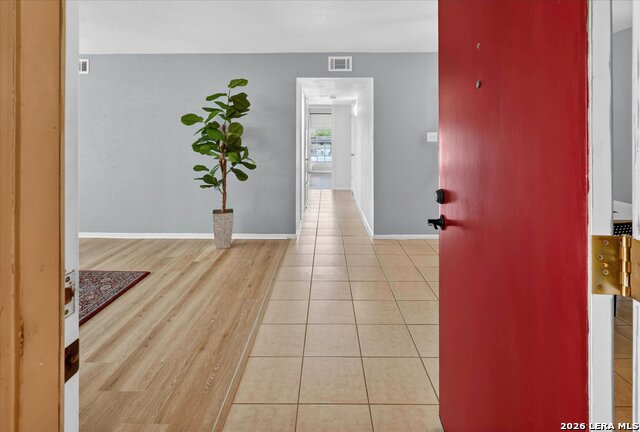 Image 2 of 14 For 8702 Village Dr  407