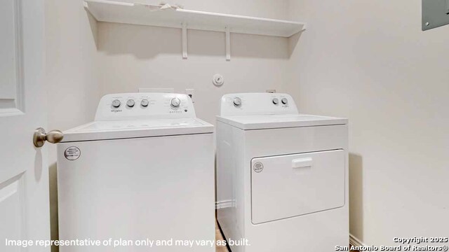 Image 28 of 50 For 444 American Robin Way