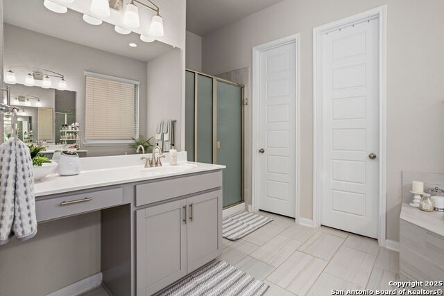 Image 15 of 43 For 23107 Evangeline