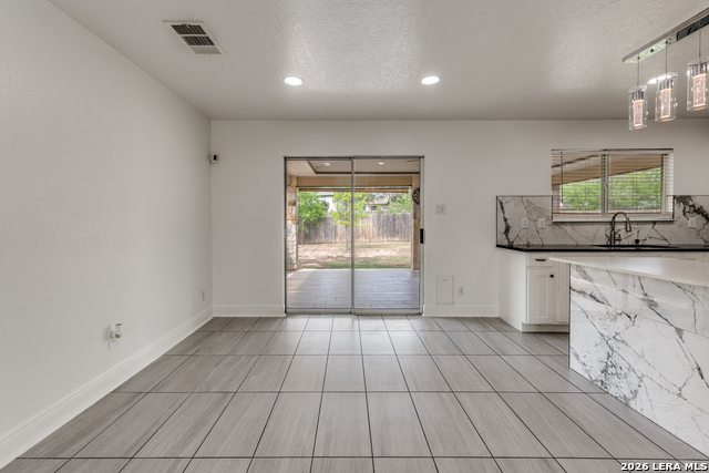 Image 7 of 28 For 7231 Dwarf Palm