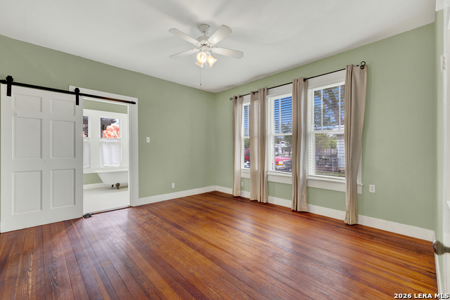 Image 14 of 36 For 465 Union Ave S