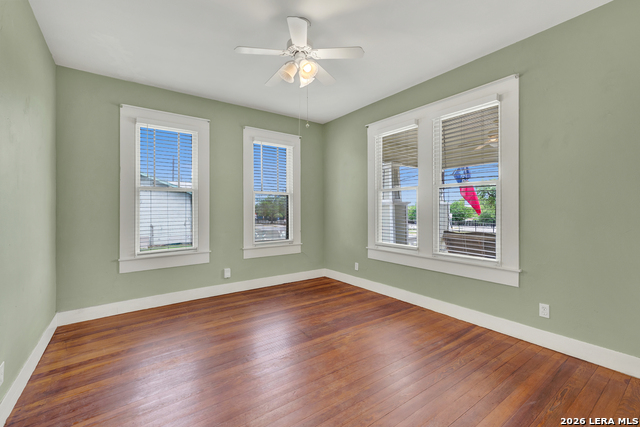 Image 23 of 36 For 465 Union Ave S