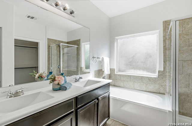 Image 28 of 43 For 5715 Cielo Rnch