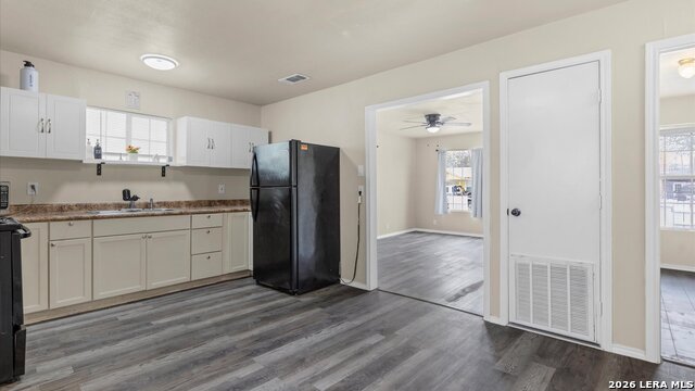 Image 5 of 12 For 310 Aldama  