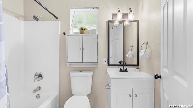 Image 9 of 12 For 310 Aldama  