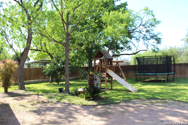 Image 22 of 24 For 408 Mulberry