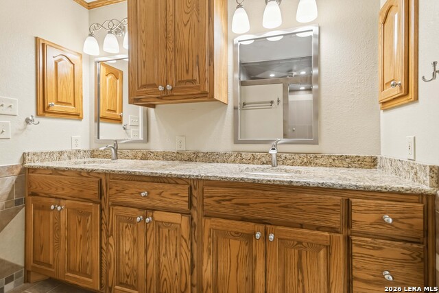 Image 18 of 48 For 21004 Hickory Bend