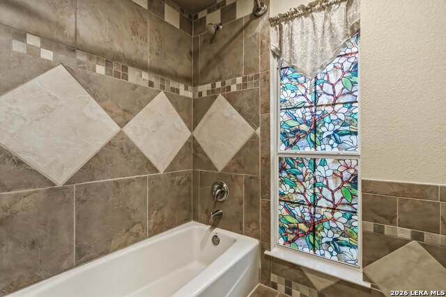 Image 23 of 48 For 21004 Hickory Bend