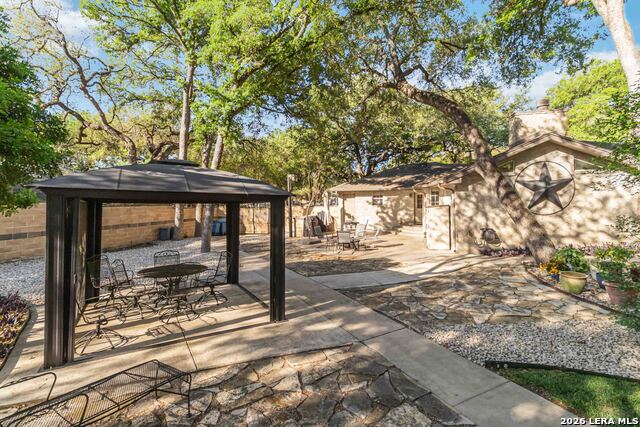 Image 36 of 48 For 21004 Hickory Bend