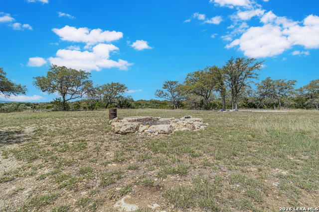 Listing photo id 17 for 1353 Brushy Creek Dr