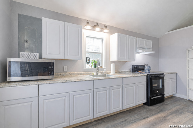 Listing photo id 0 for 1353 Brushy Creek Dr