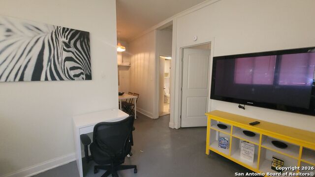 Image 4 of 12 For 128 Saint Francis  3