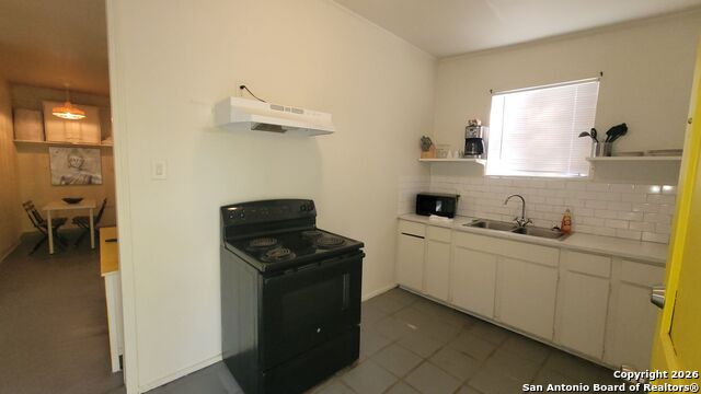 Image 8 of 12 For 128 Saint Francis  3