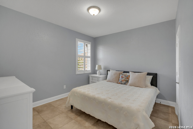 Image 16 of 21 For 8531 Nichols Rim