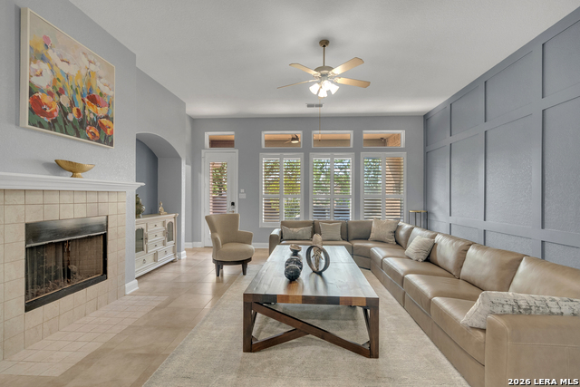 Image 3 of 21 For 8531 Nichols Rim