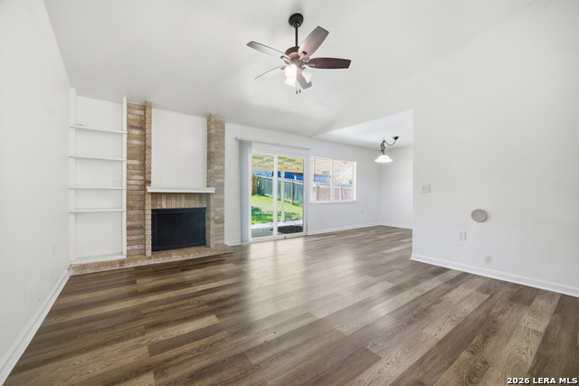 Image 7 of 31 For 5722 Misty Gln