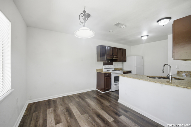 Image 9 of 31 For 5722 Misty Gln