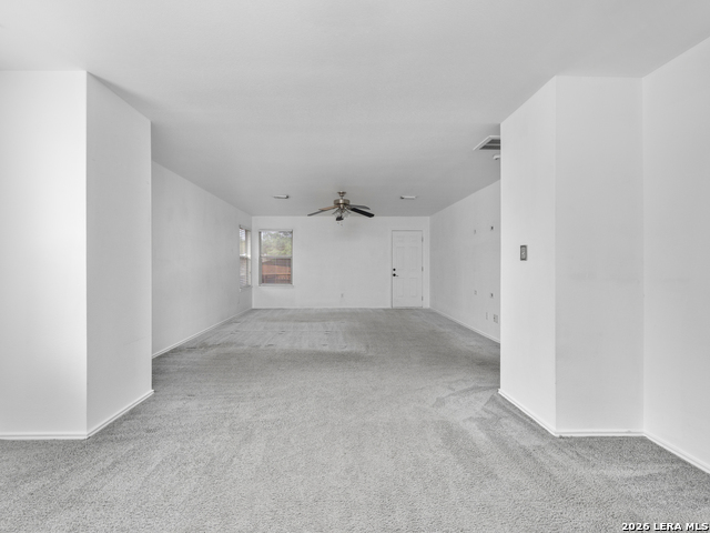 Image 23 of 50 For 15714 Knollcircle