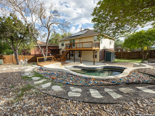 Image 36 of 50 For 15714 Knollcircle