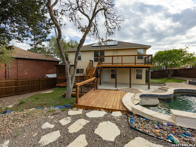 Image 37 of 50 For 15714 Knollcircle