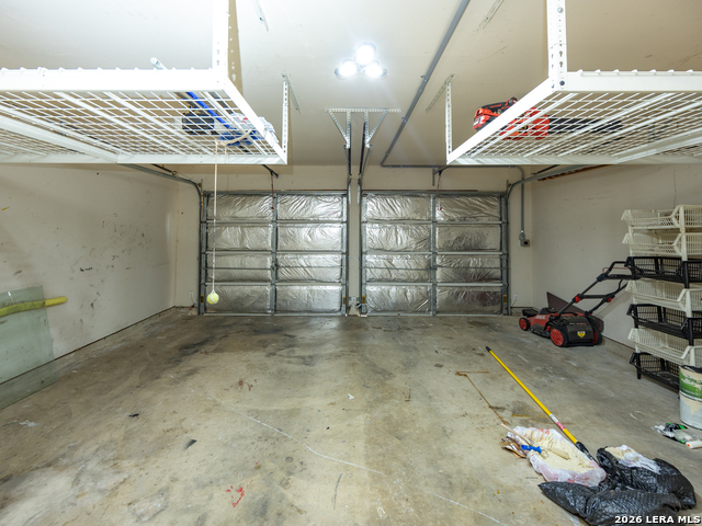 Image 45 of 50 For 15714 Knollcircle