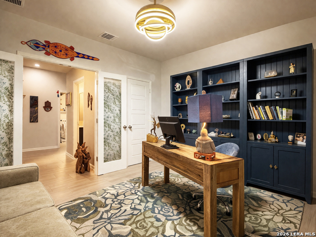 Image 10 of 39 For 10242 Juniper Oaks