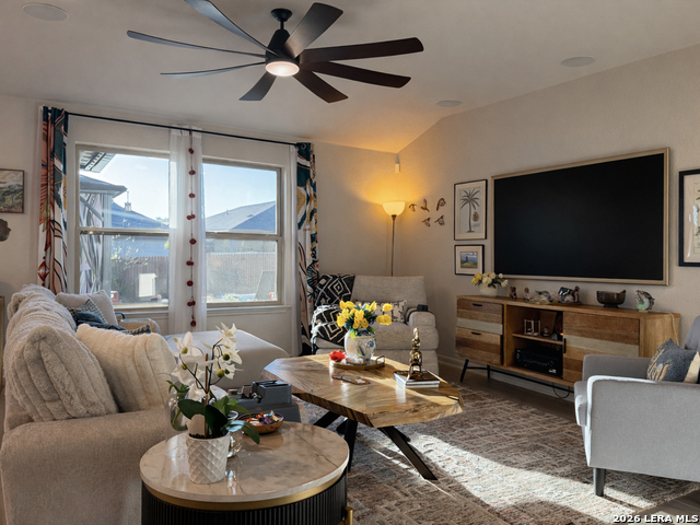 Image 23 of 39 For 10242 Juniper Oaks