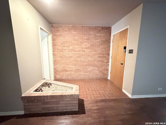 Image 14 of 45 For 435 Burnside